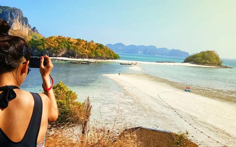 เช่าเหมาเรือหางยาว กระบี่ เที่ยวทะเลแหวก ตอนเช้า